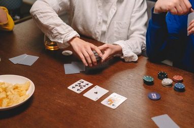mậu binh trực tuyến Kubet